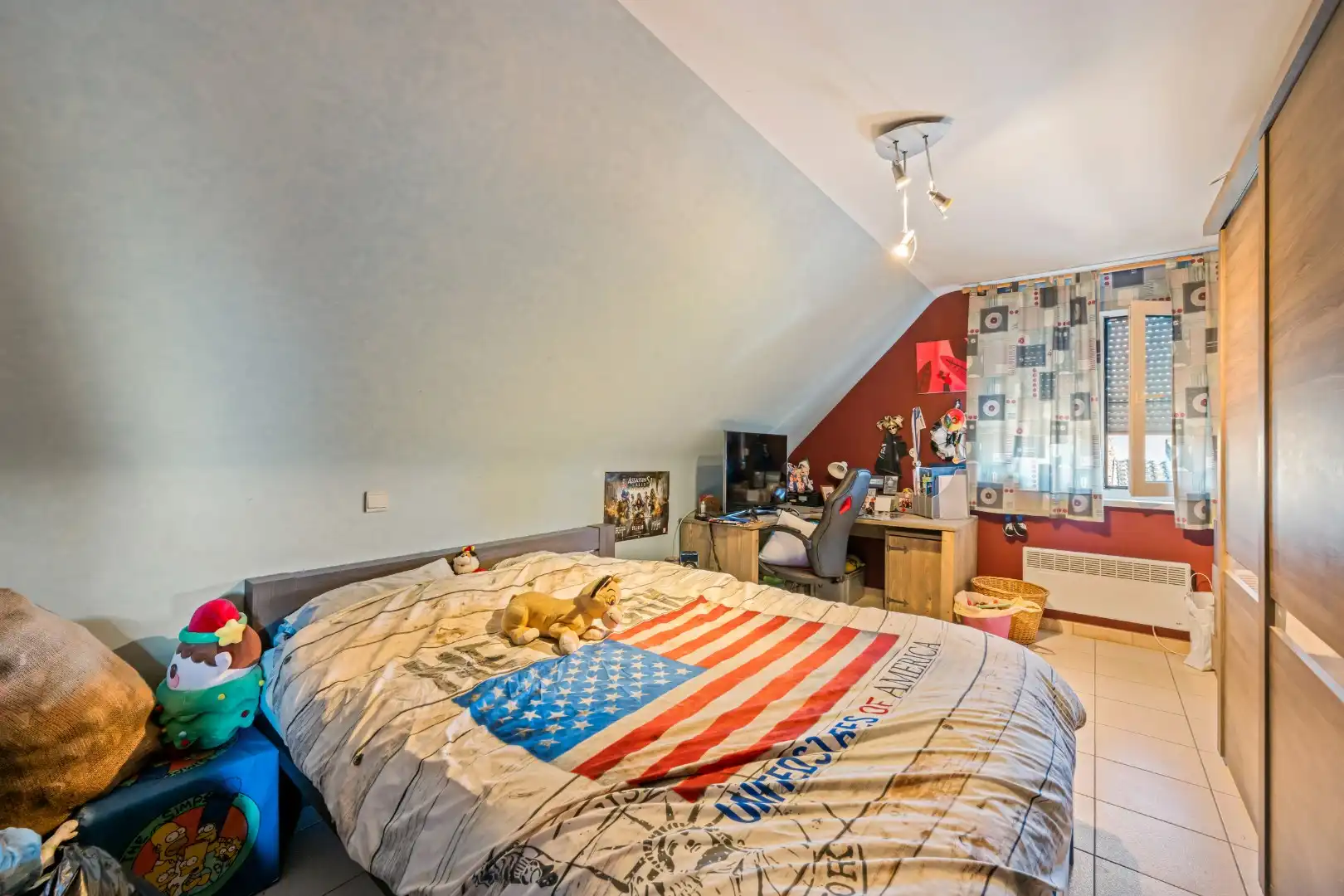 Instapklare woning met 4 slaapkamers, garage en tuin in Sint-Eloois-Winkel (Ledegem) foto 12