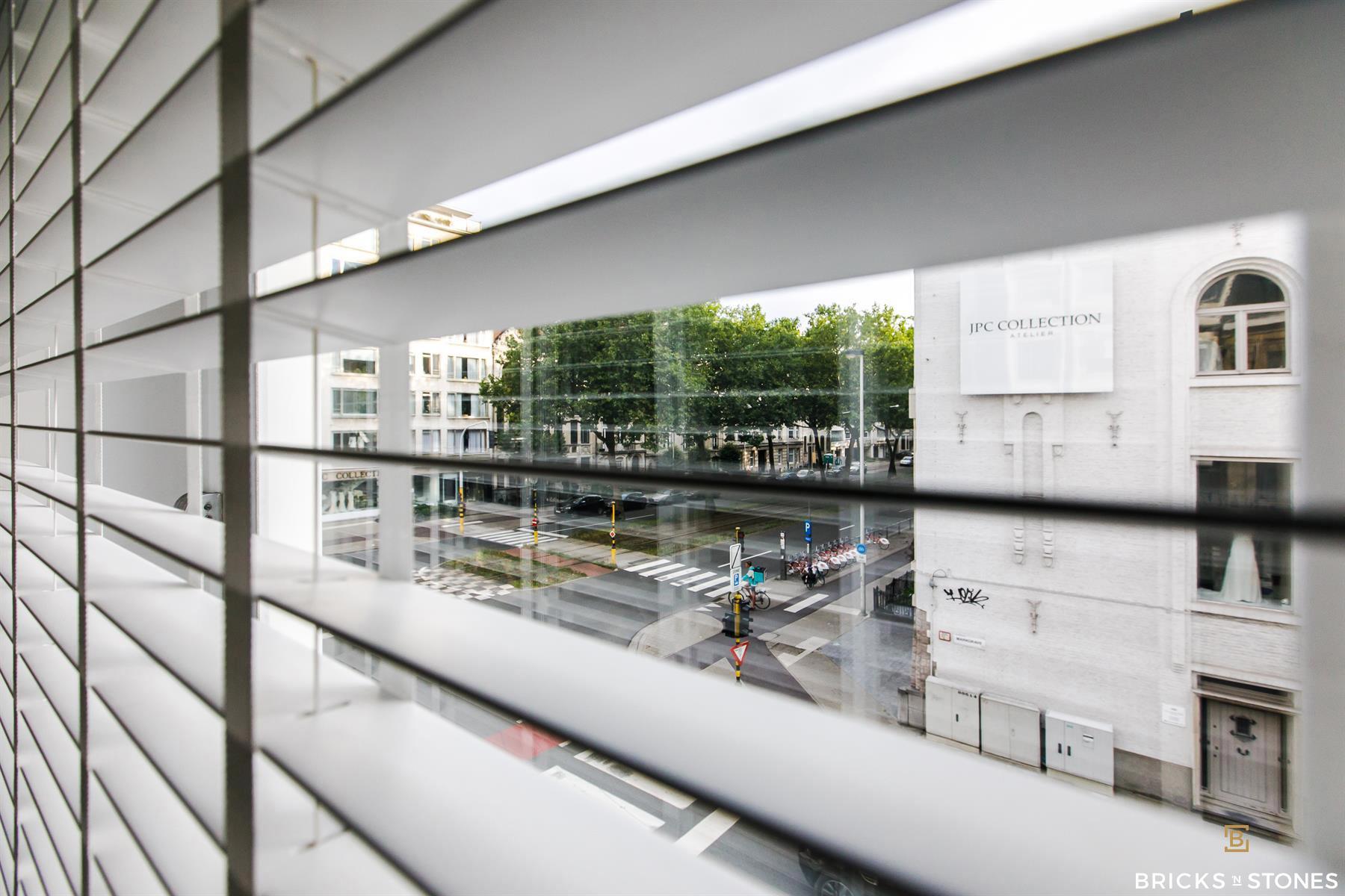 Luxueus gemeubeld twee slaapkamer appartement foto 14