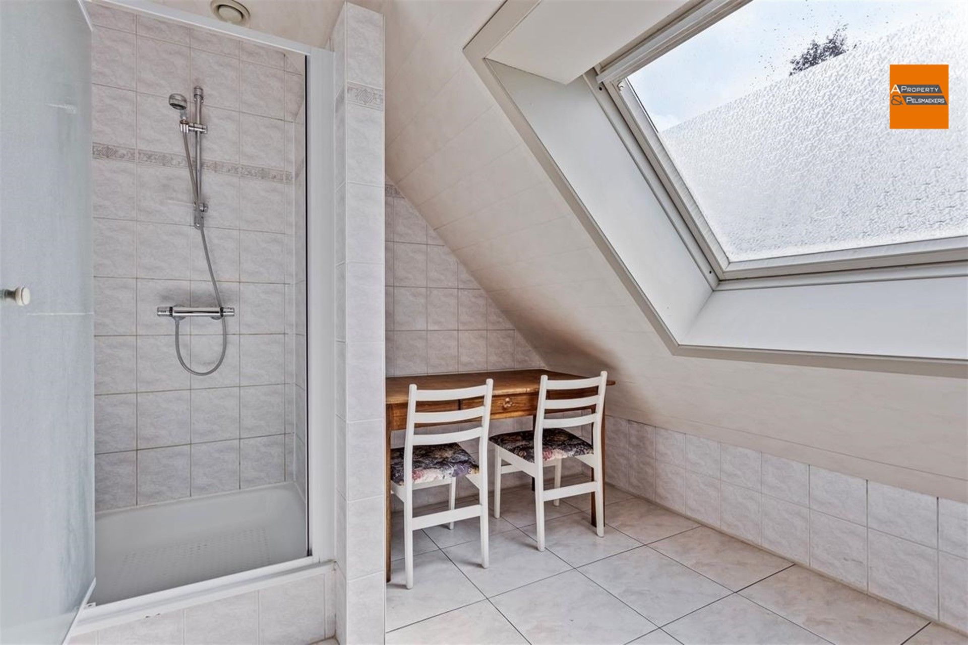 Ruime villa met 4 /5 slaapkamers op prachtige stuk grond foto 20