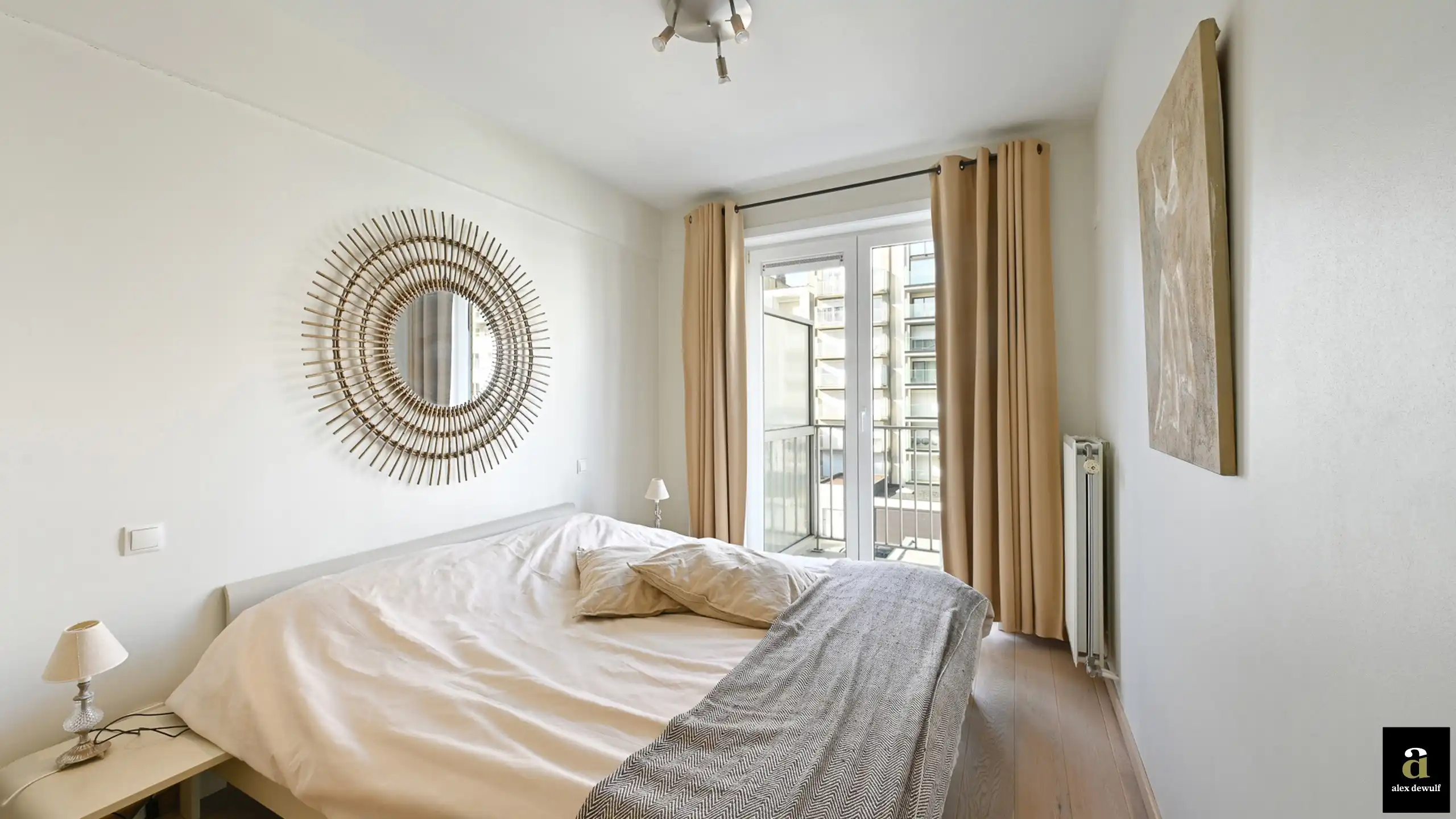 Ruim 2-slaapkamer appartement aan het Rubensplein. foto 13