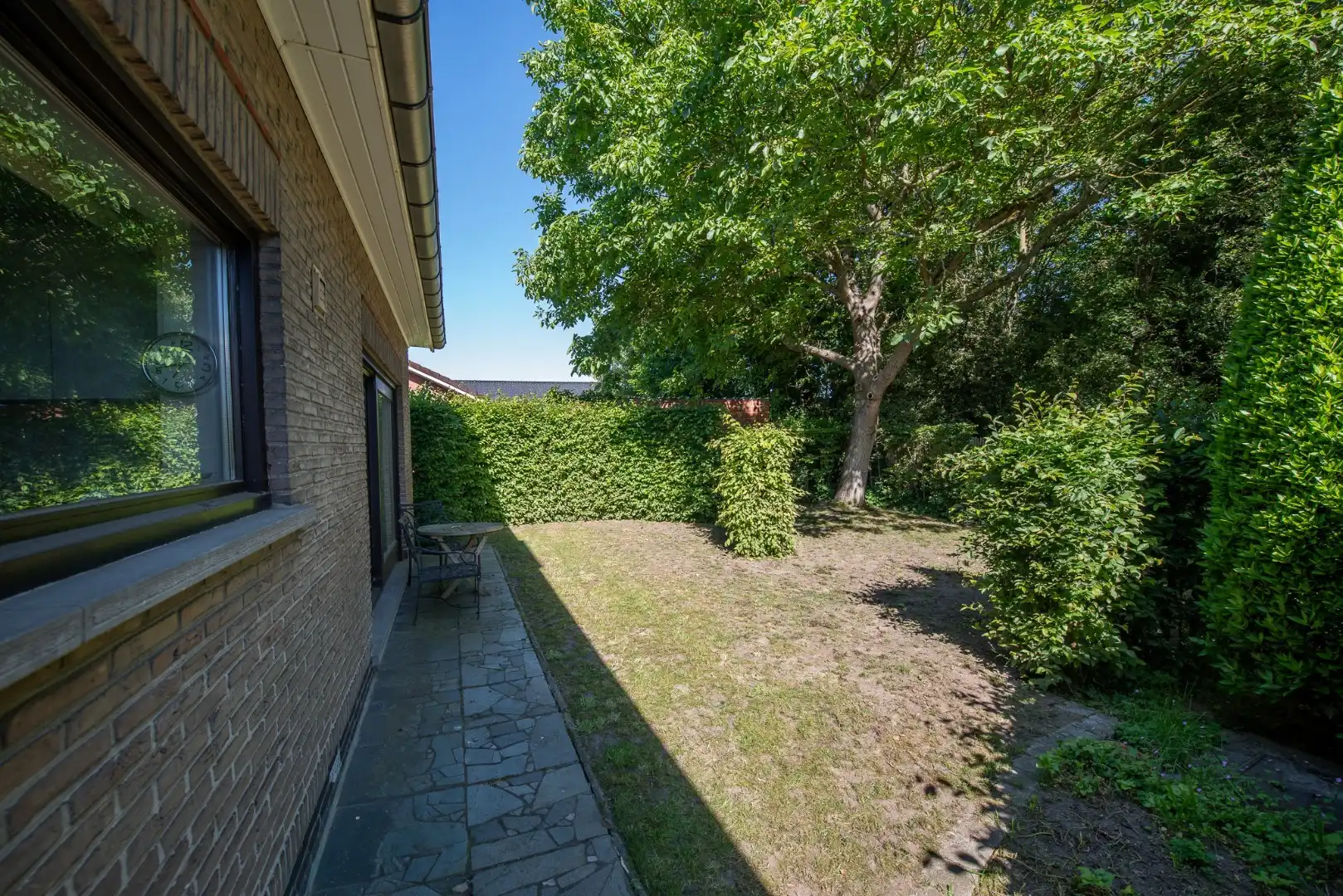 TE KOOP te Waregem: Ruime open bebouwing op 549m² met zeer gunstige ligging (SEV). foto 14