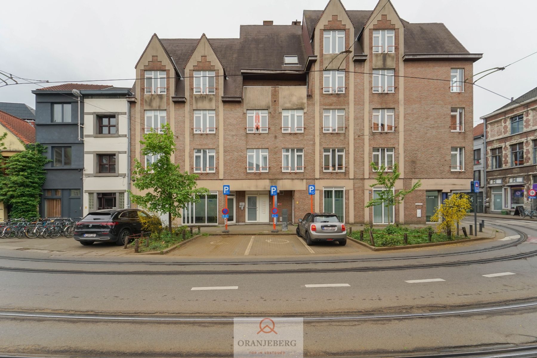 ()=>{if(producerUpdateValueVersion(node),producerAccessed(node),node.value===ERRORED)throw node.error;return node.value} Sint-Elisabethplein 1/C - 9000 Gent