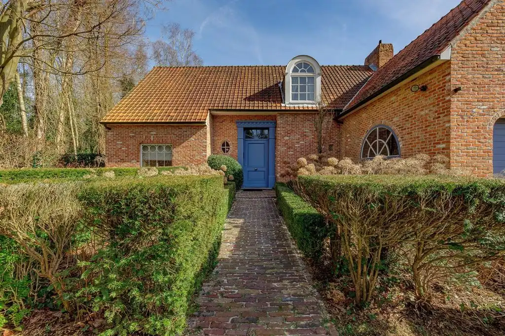 Mooie villa in de doodlopende straat in wijk "Zonnebos" foto 29