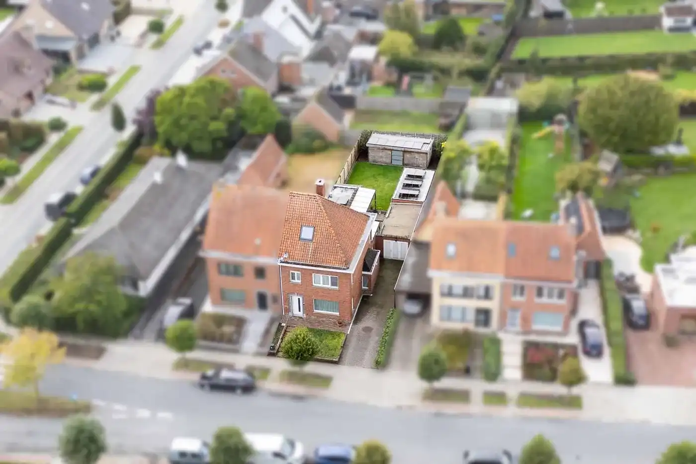 Welkom in deze toffe ruime gezinswoning op een toplocatie in Zwevegem!  foto 28