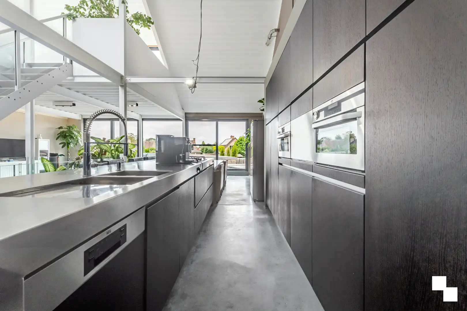 Industriële loft/woning op perceel van 460m² nabij centrum Izegem foto 10