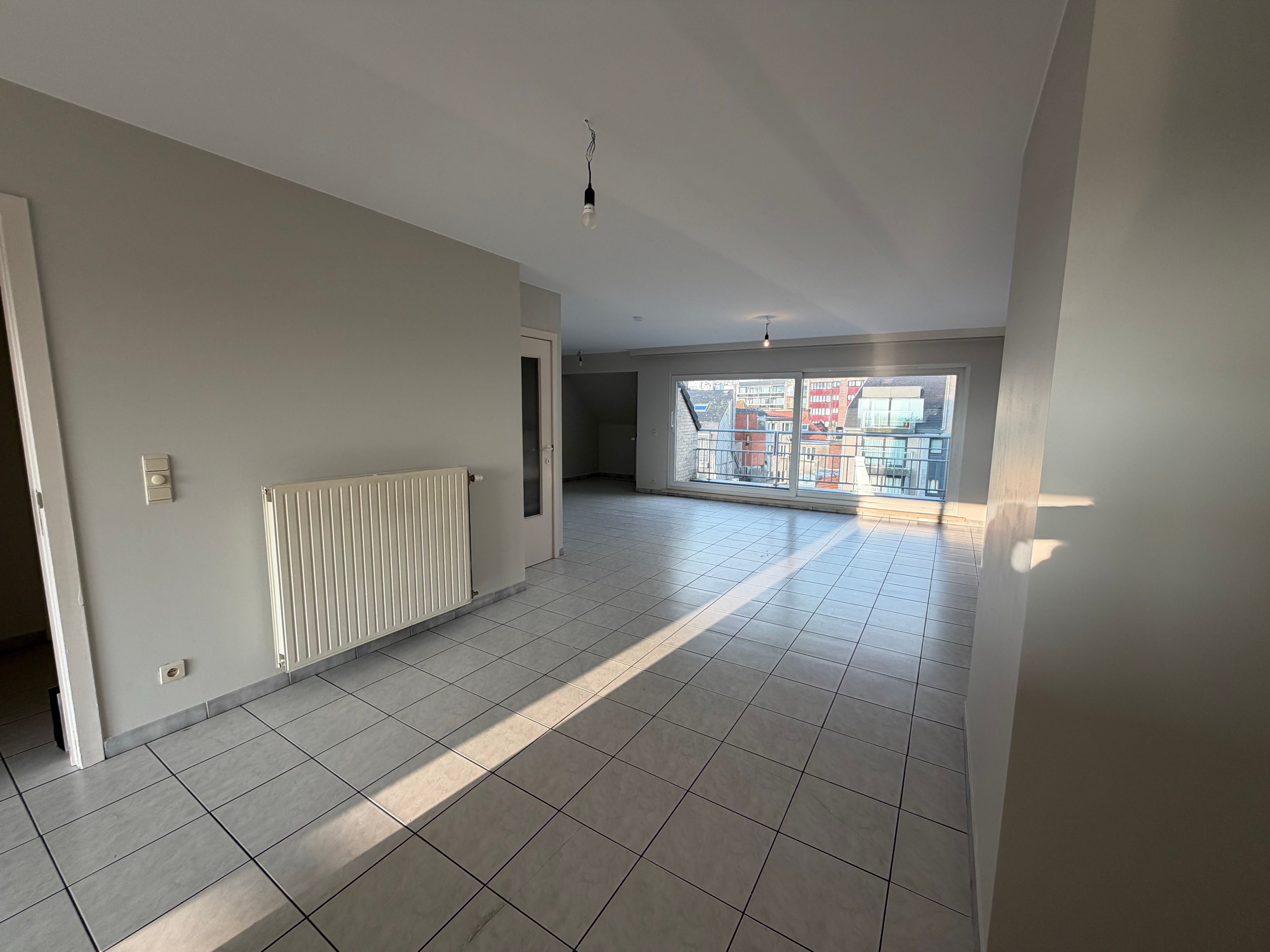 Mooi duplexappartement met drie slaapkamers en twee zongerichte terrassen. foto 12