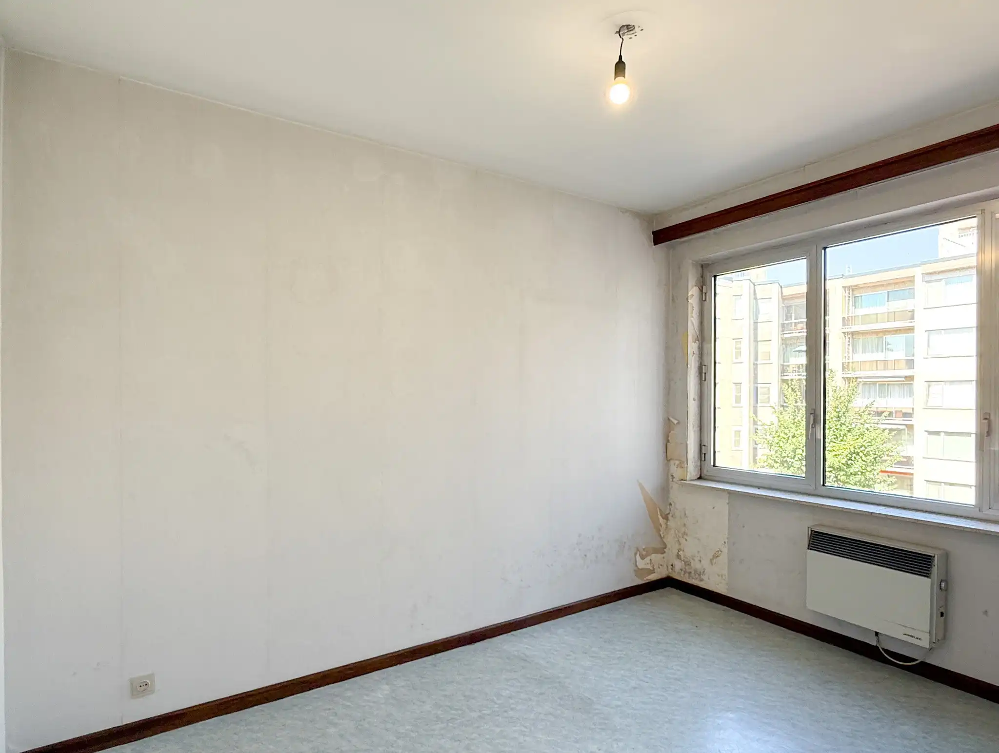 Ruim appartement met 2 slaapkamers en terras in het centrum van Beveren foto 11