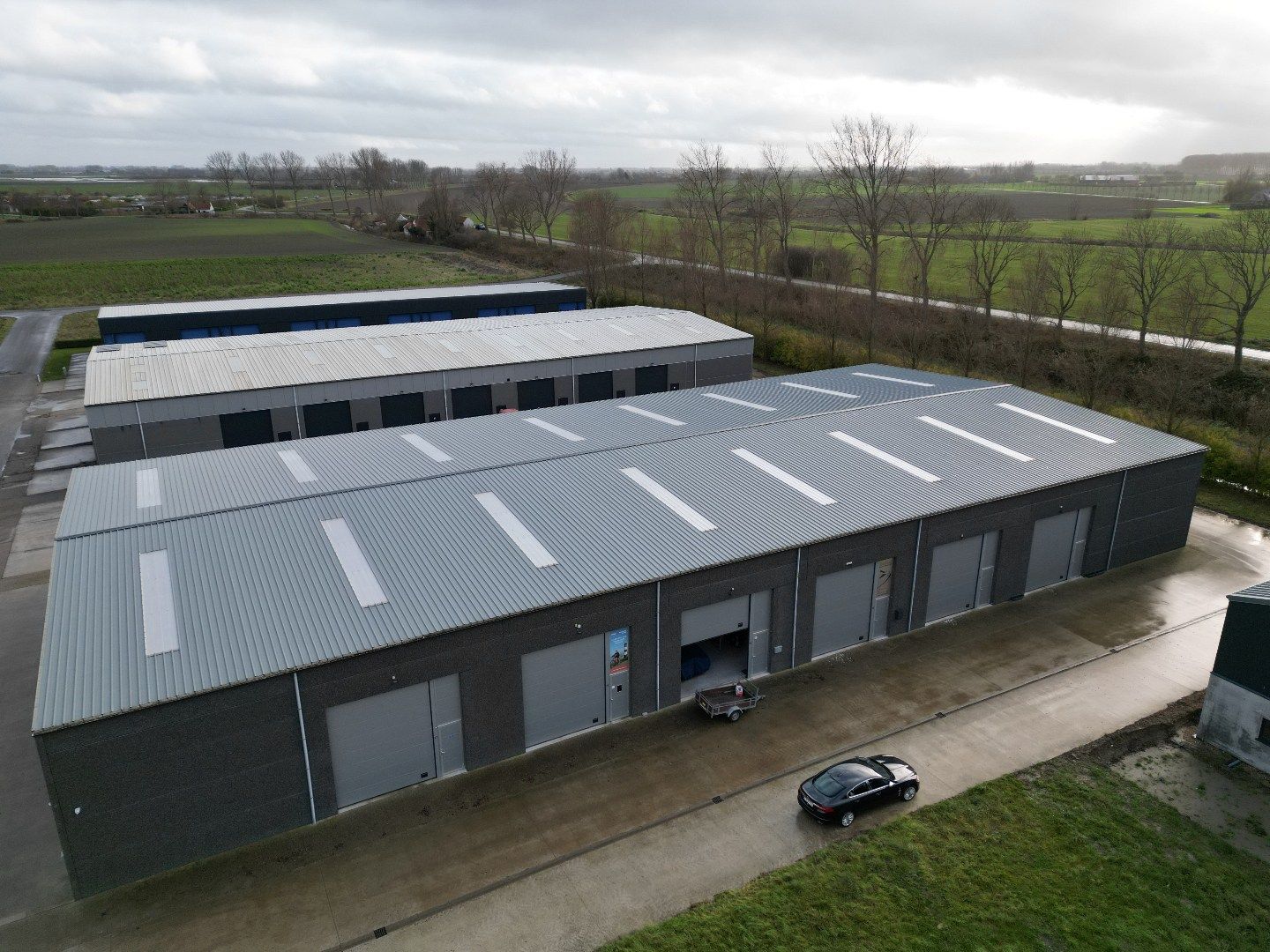 Opslagloods met verdieping te huur aan de Transitoweg in Nieuwvliet foto 2