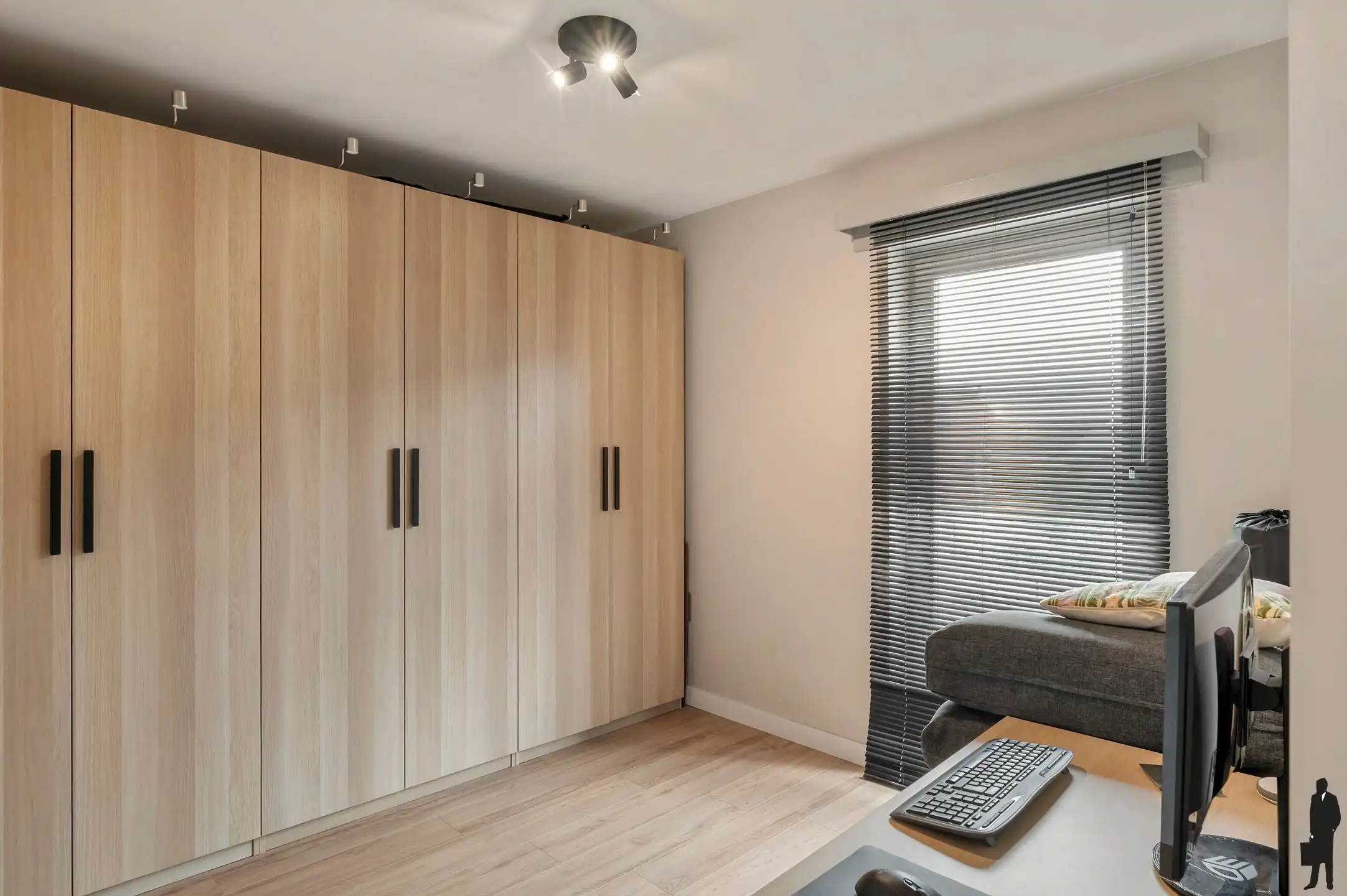 Instapklaar appartement met 2 slaapkamers, ruim terras, garage en kelderberging in Achterbroek foto 11