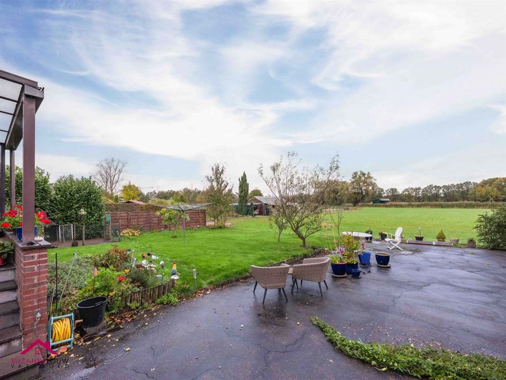 Goed onderhouden, op te frissen woning foto 8