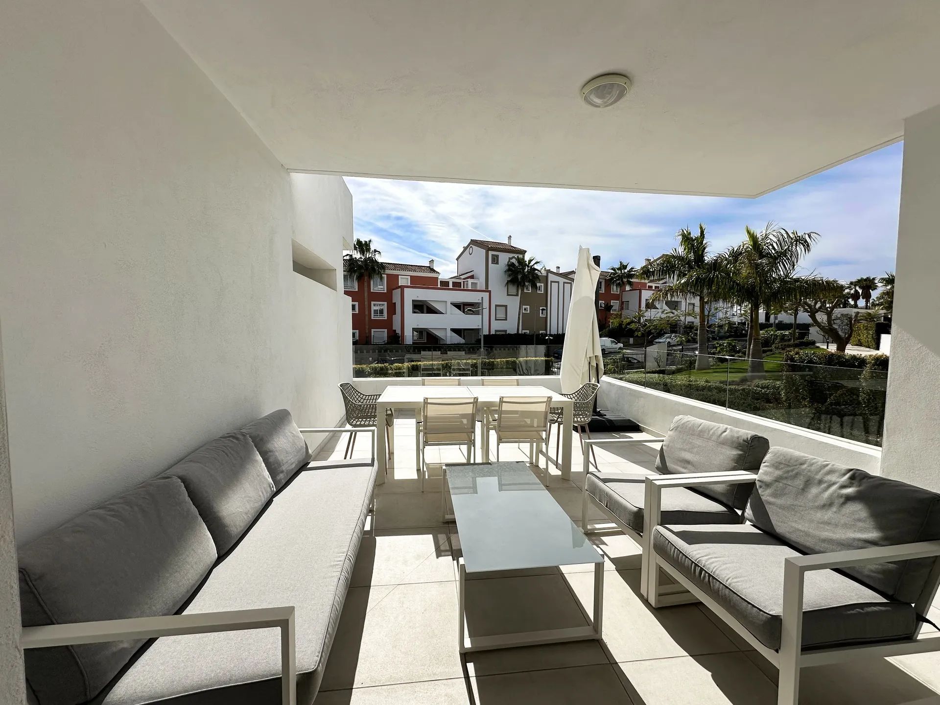 Prachtig appartement in Estepona - geweldige kans! foto 5