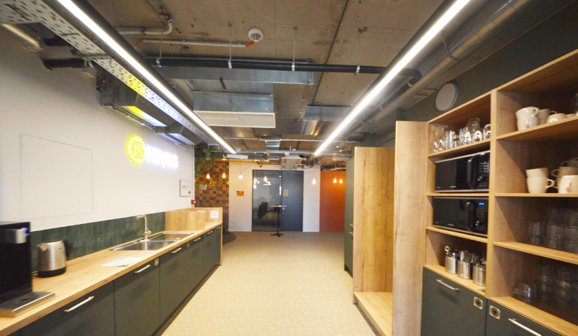 Bureaux prêts à emménager dans un immeuble moderne au 4e étage  foto 11