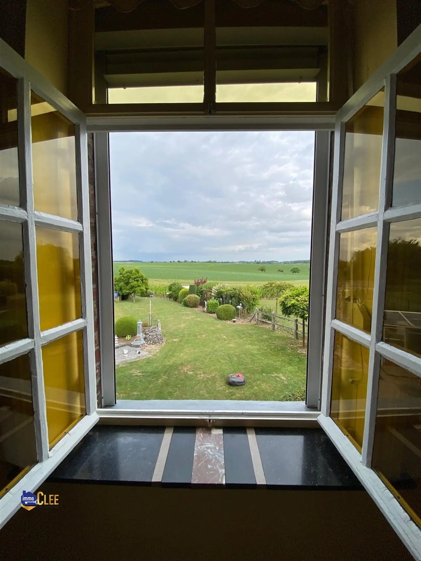 Karaktervolle driegevelwoning met ruime tuin van 30 are nabij Waremme foto 29