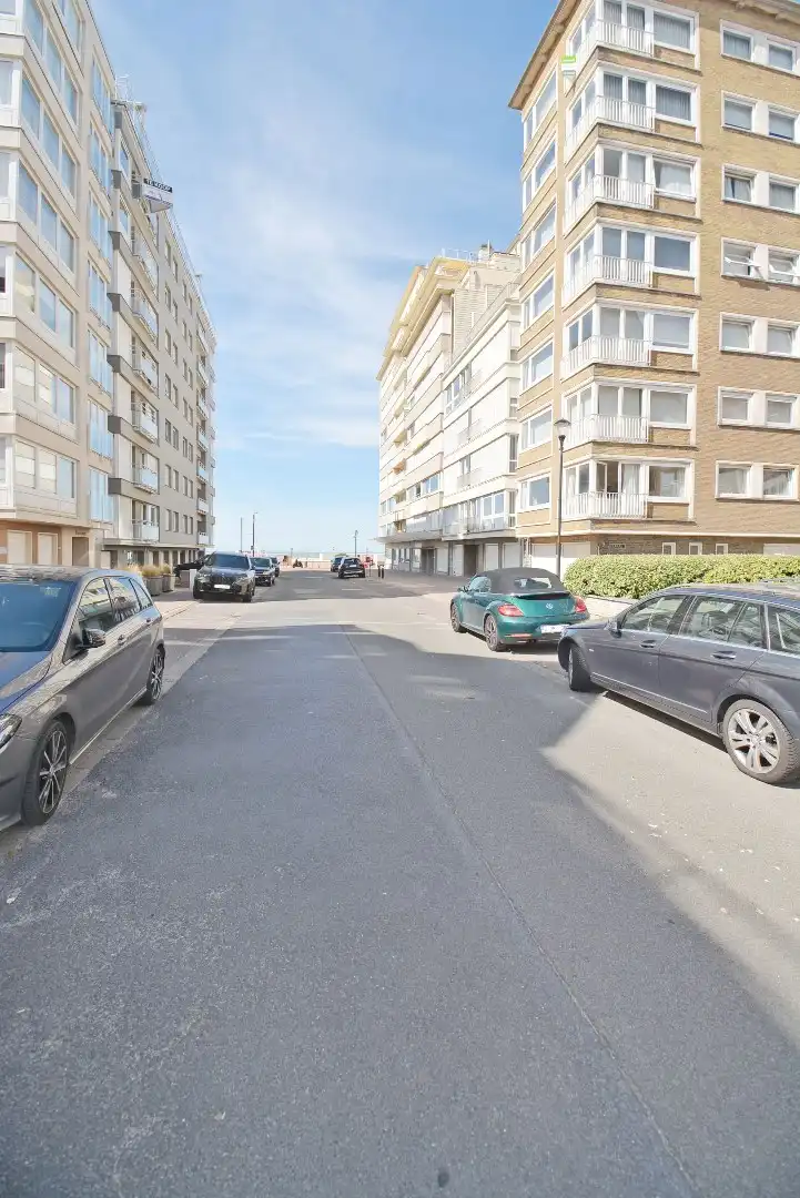 Ruim en lichtrijk hoek appartement met 2 slaapkamers foto 22