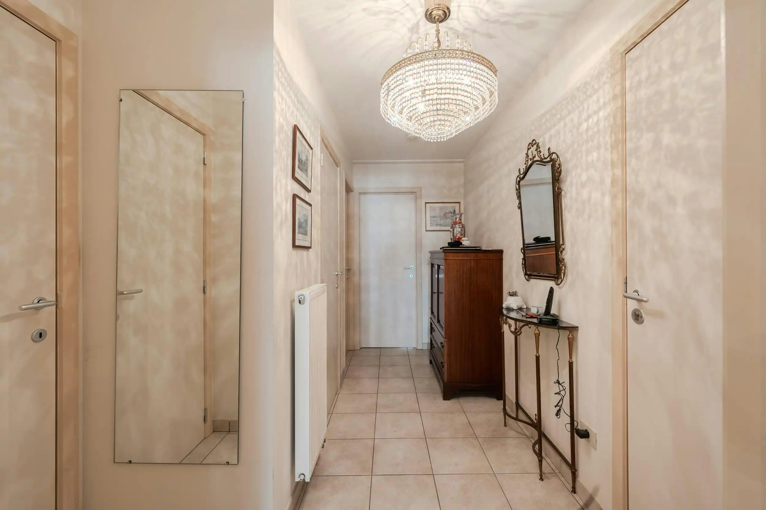 Ruim investeringsappartement met 2 slaapkamers te Oostende foto 12