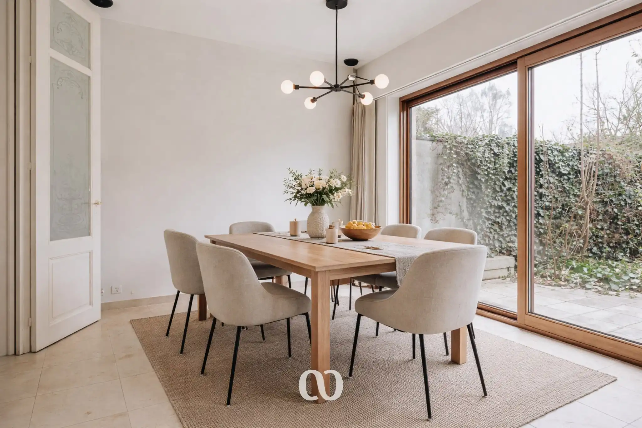 Tijdloze herenwoning met authentieke charme en indrukwekkende ruimte foto 6