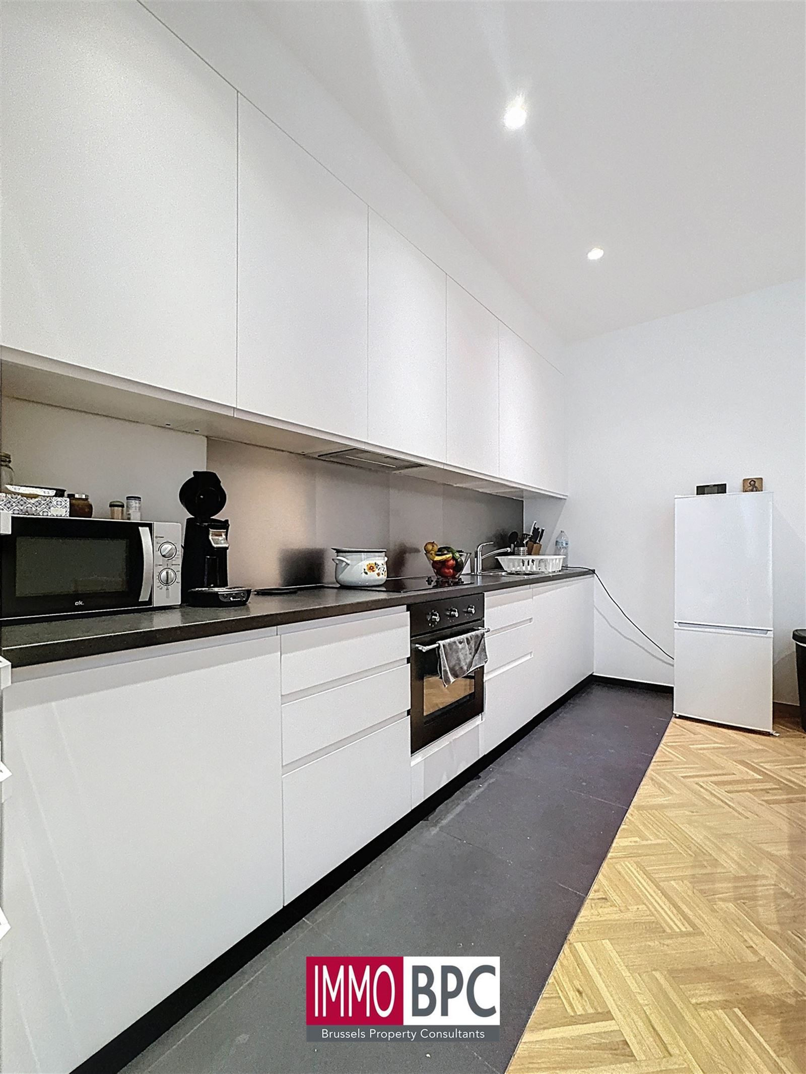 UITZONDERLIJKE MODERNE OPBRENGSTEIGENDOM IN GANSHOREN – 595 m² WOONOPPERVLAKTE foto 22