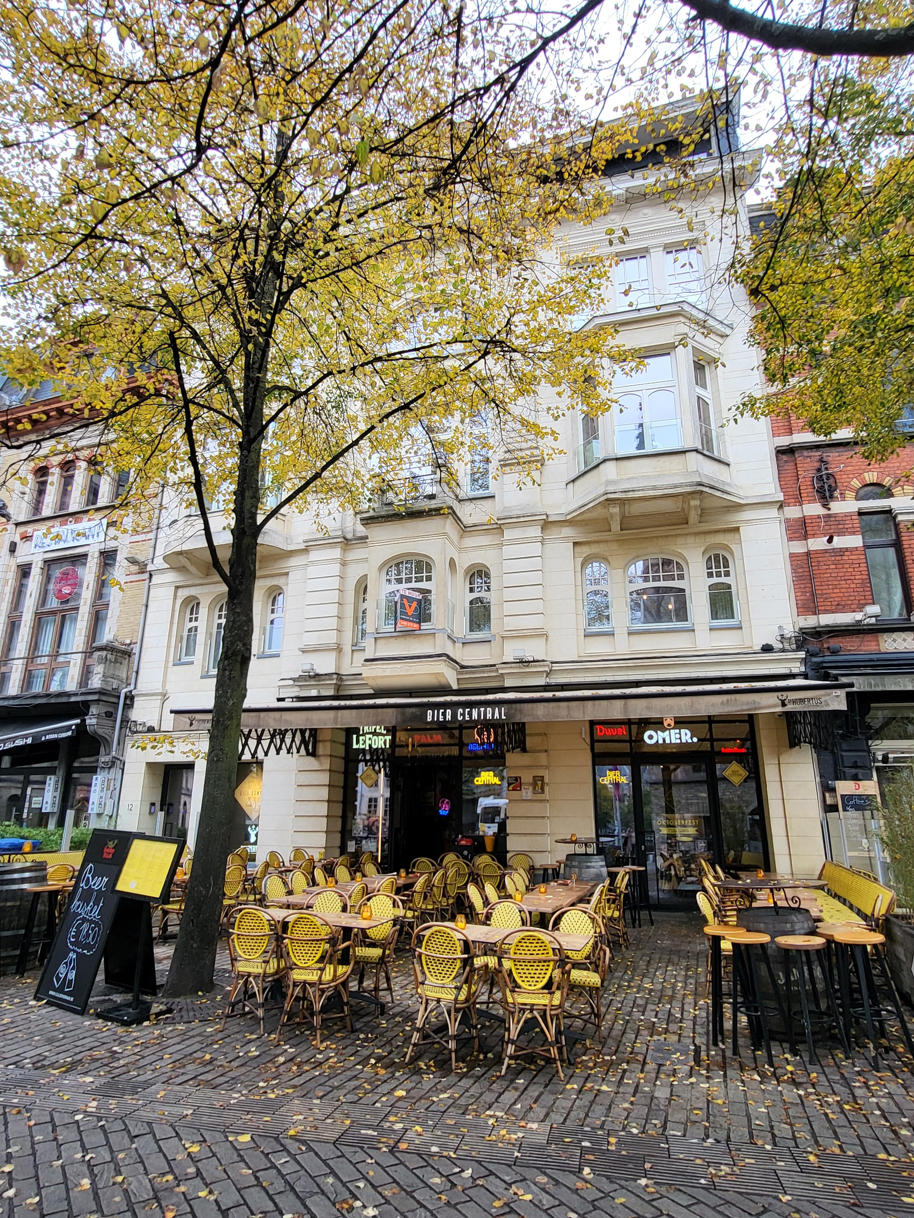 Prachtig energiezuinig appartement met 2 slaapkamers en zonnig terras, in het centrum van de Stad Gent! foto 3
