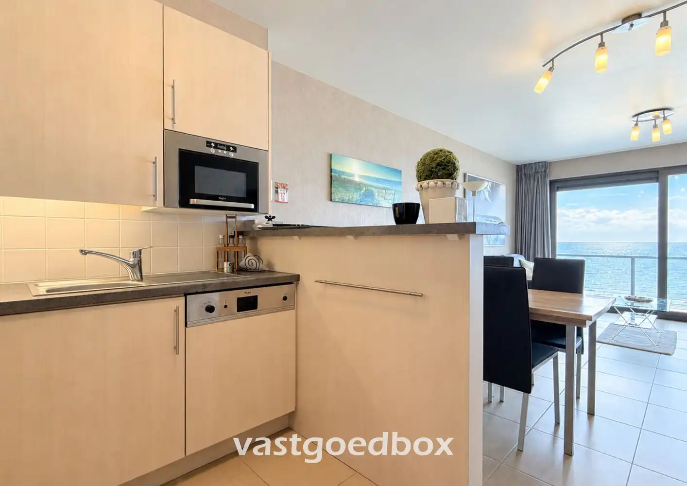 Instapklaar 1 slaapkamer appartement met frontaal zeezicht - Raversijde, Oostende foto 5