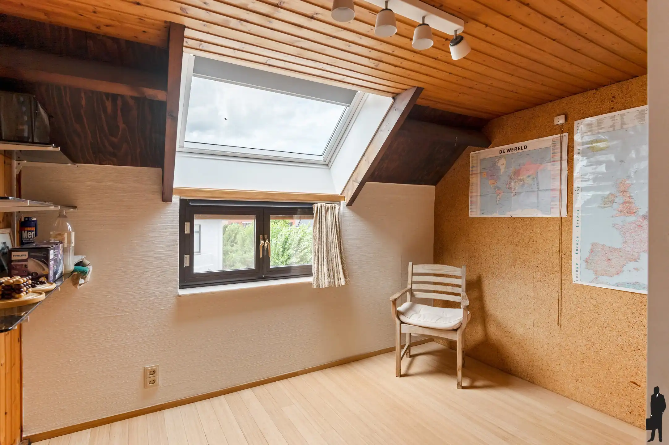 Karaktervolle split-level woning met 4 slpks en zonnige tuin foto 20