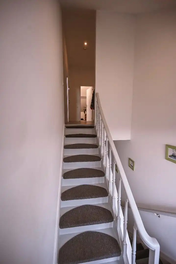 KNAP LICHTRIJK DUPLEX APPARTEMENT MET TERRAS NABIJ CENTRUM  foto 7