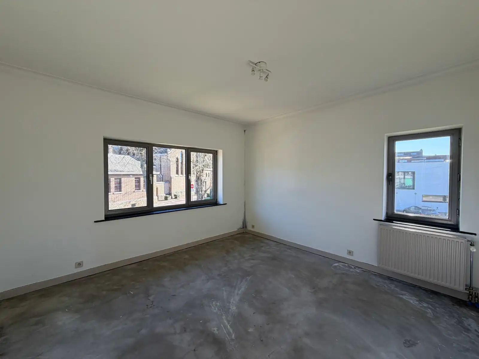 Ruim 3 slpk appartement te huur in Hechtel-Eksel foto 5