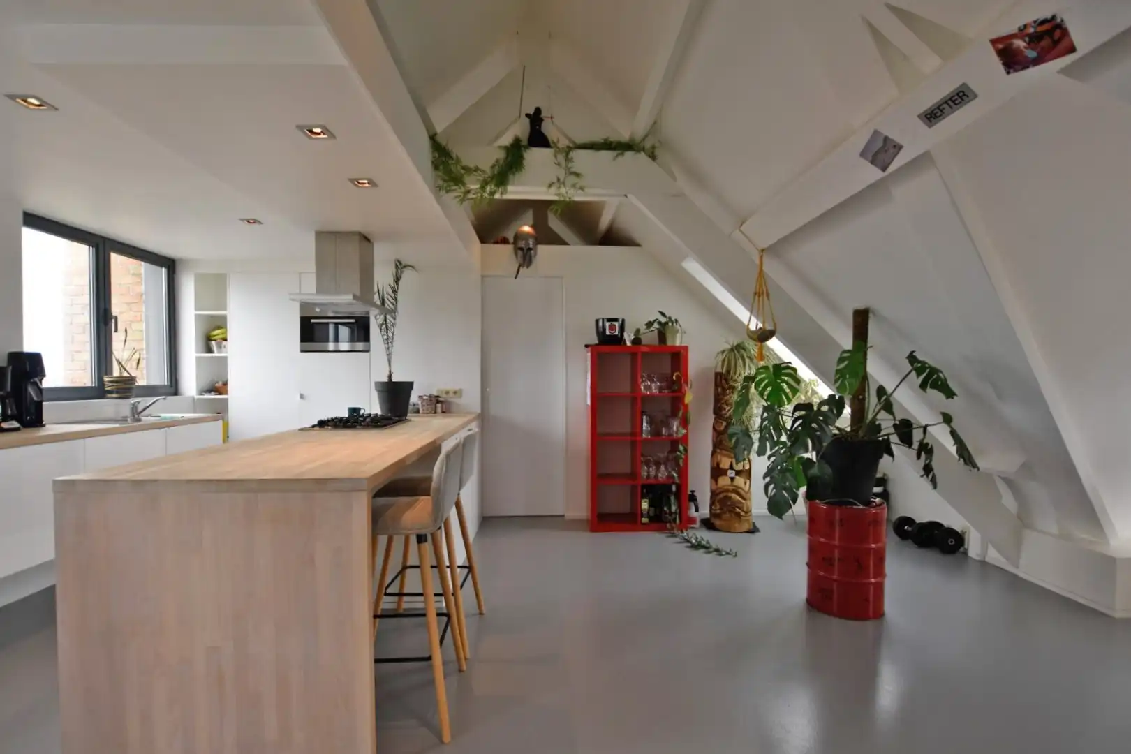 Prachtig dakappartement (loft-stijl) 68 m², gelegen op het Marktplein.  foto 11