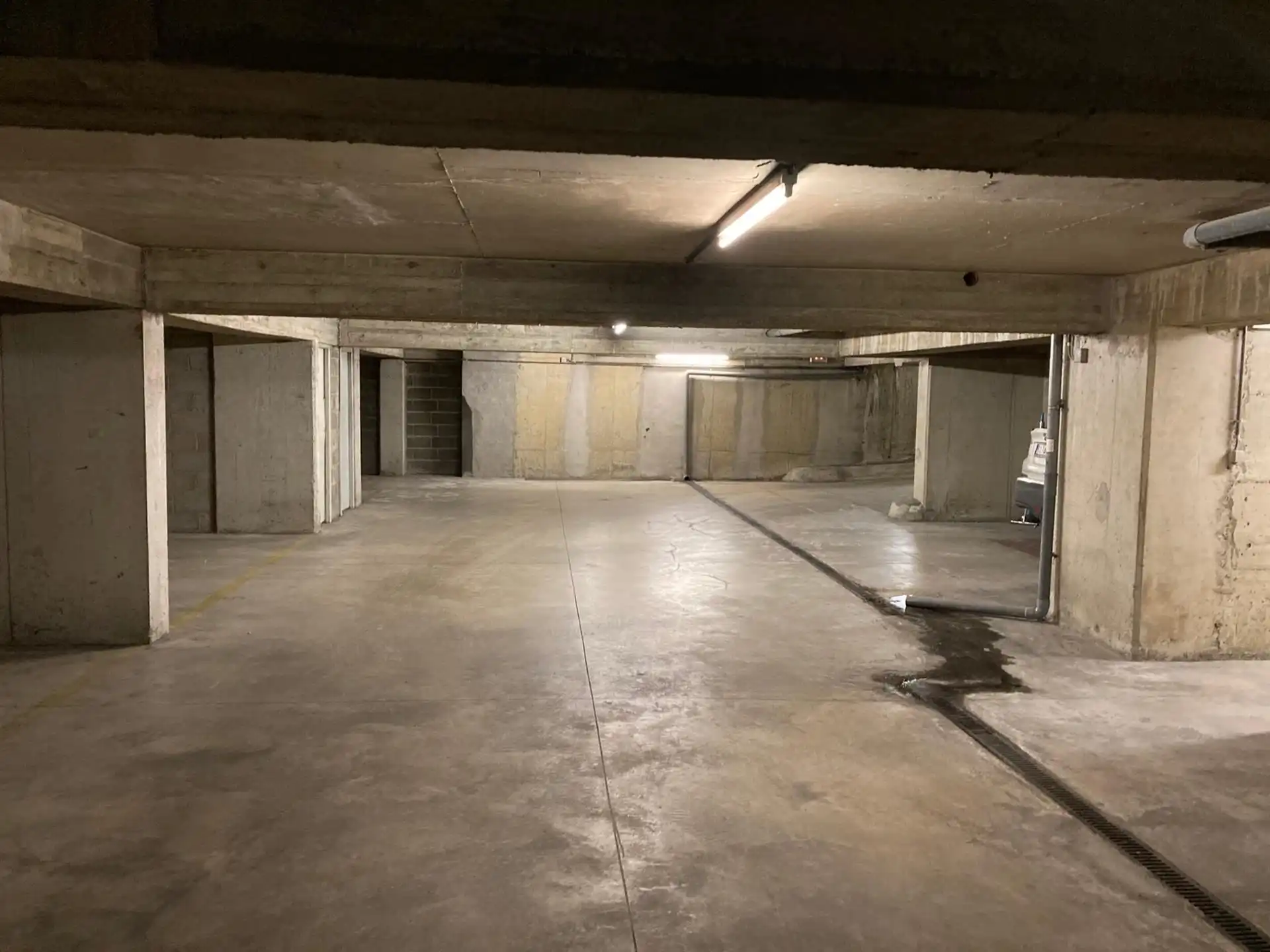 Ondergrondse parkeerplaats - EU Wijk  foto 3