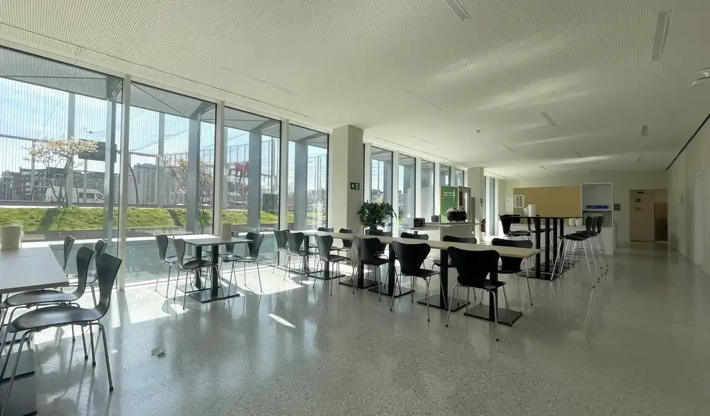 Duurzame kantoren te huur aan het station Antwerpen-Centraal foto 16