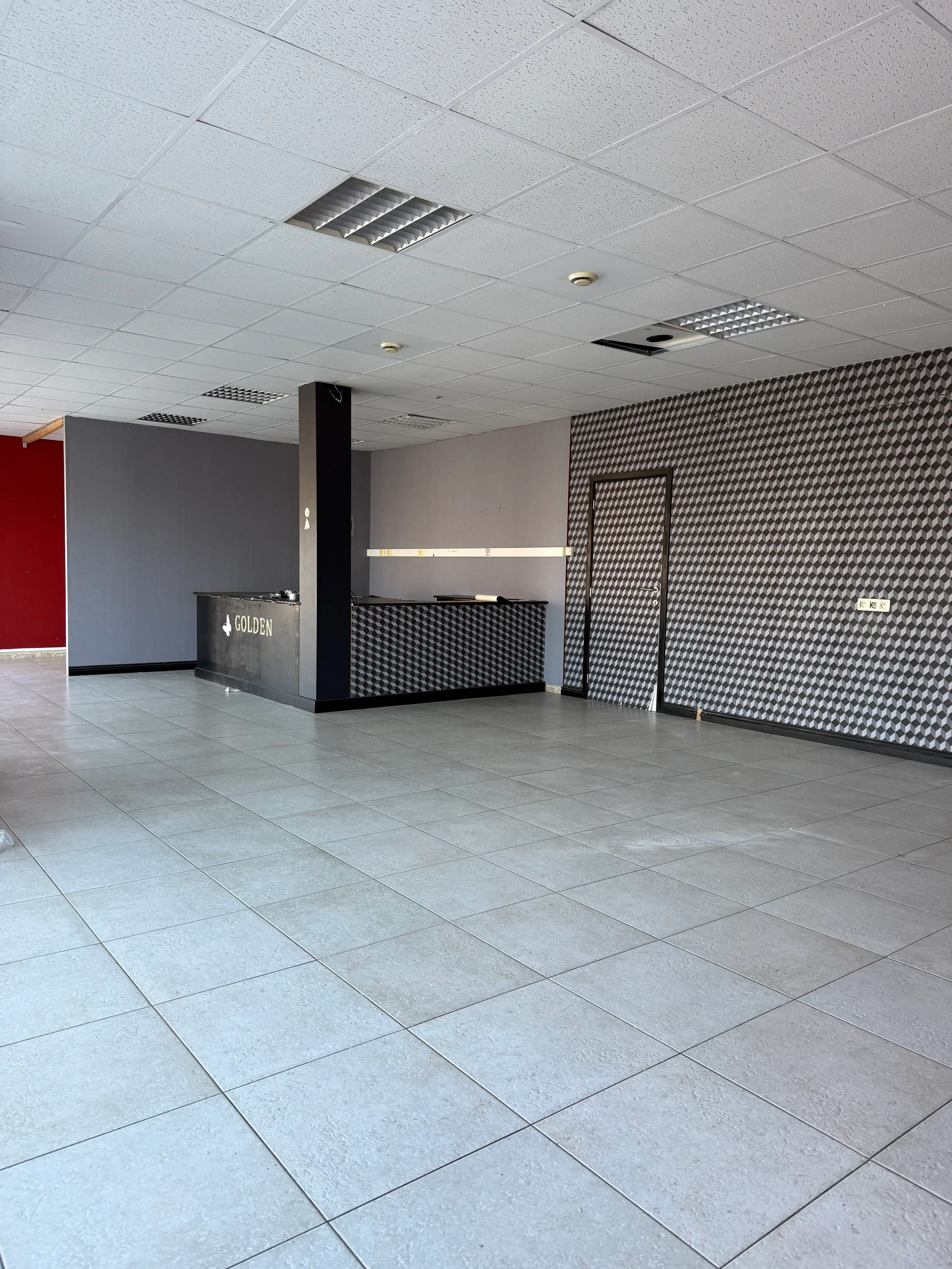 ✨ Uitzonderlijk handelspand te huur op De Vloot 3 – een locatie met uitstraling en potentieel foto 3
