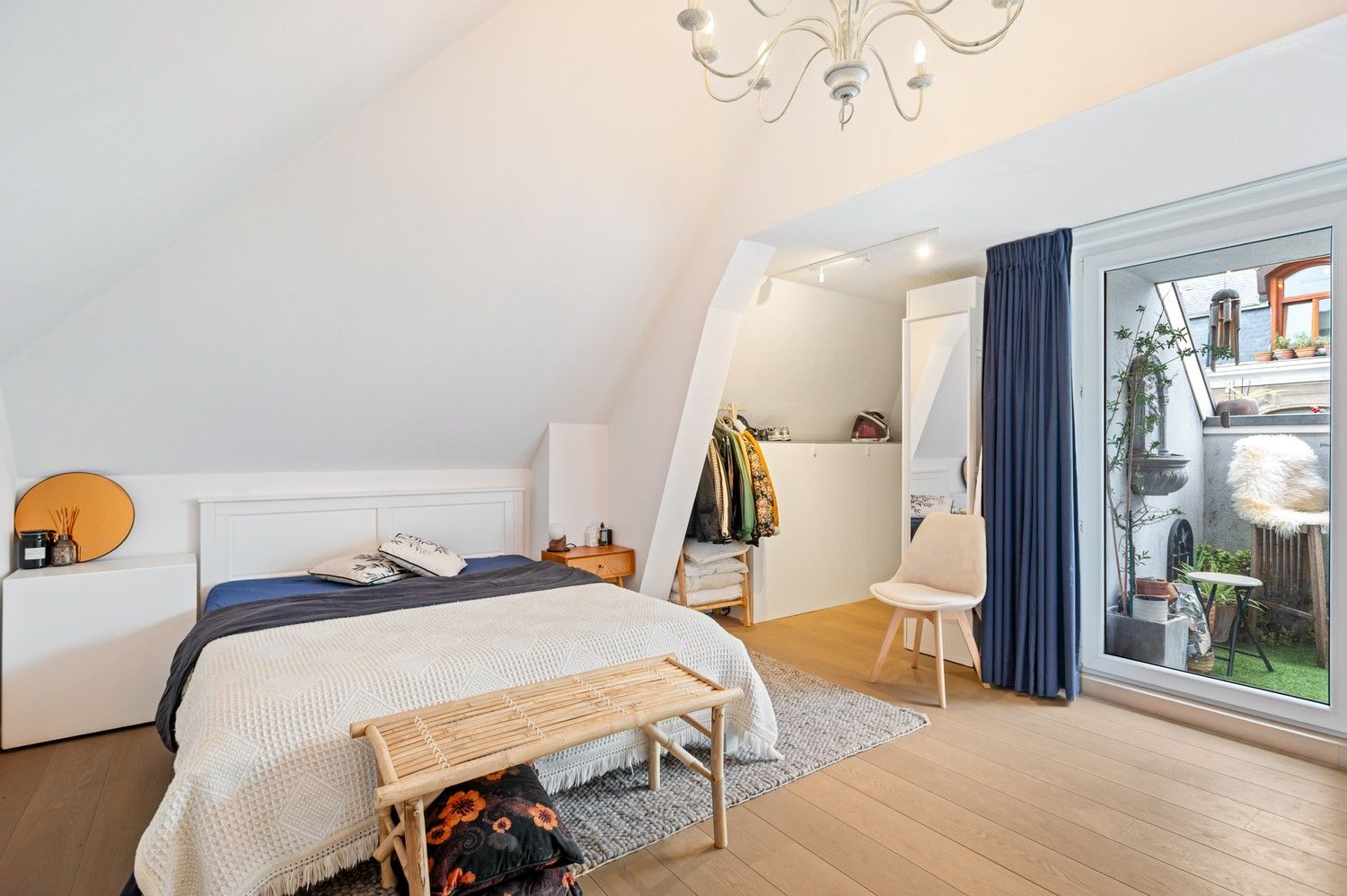Uitzonderlijk 1-SLPK  dak appartement met een terras in historisch centrum van Antwerpen! foto 10