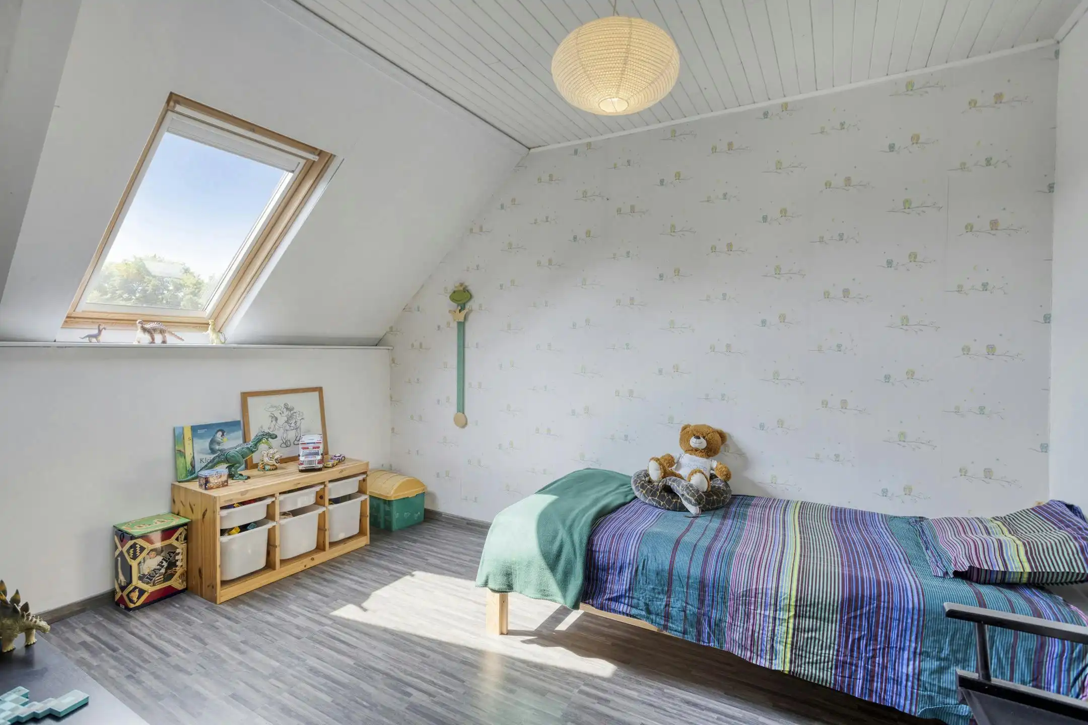 Handelspand met ruime woonst te koop in Ekeren foto 27