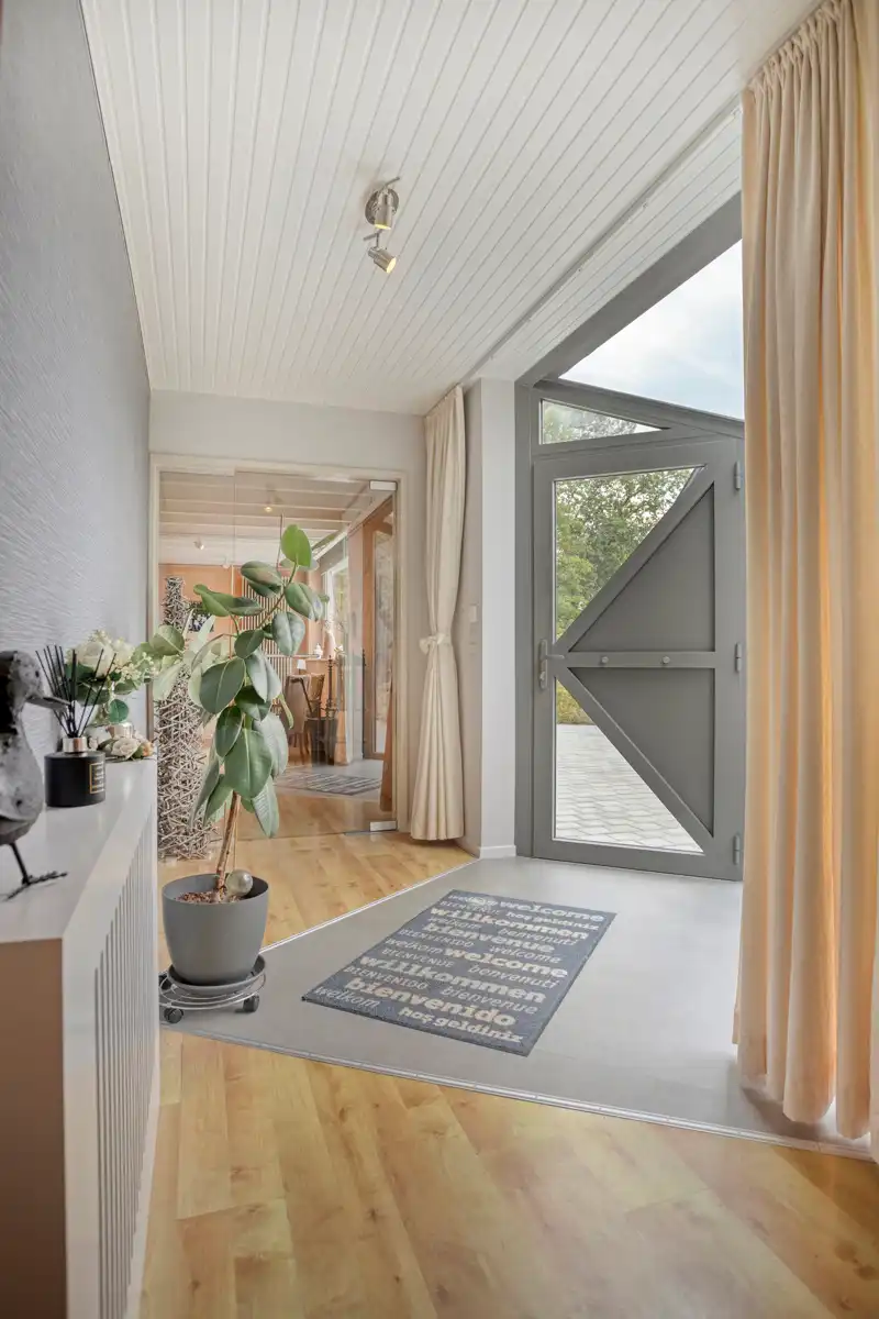 Gelijkvloerse woning met leuke tuin op fantastische locatie foto 6