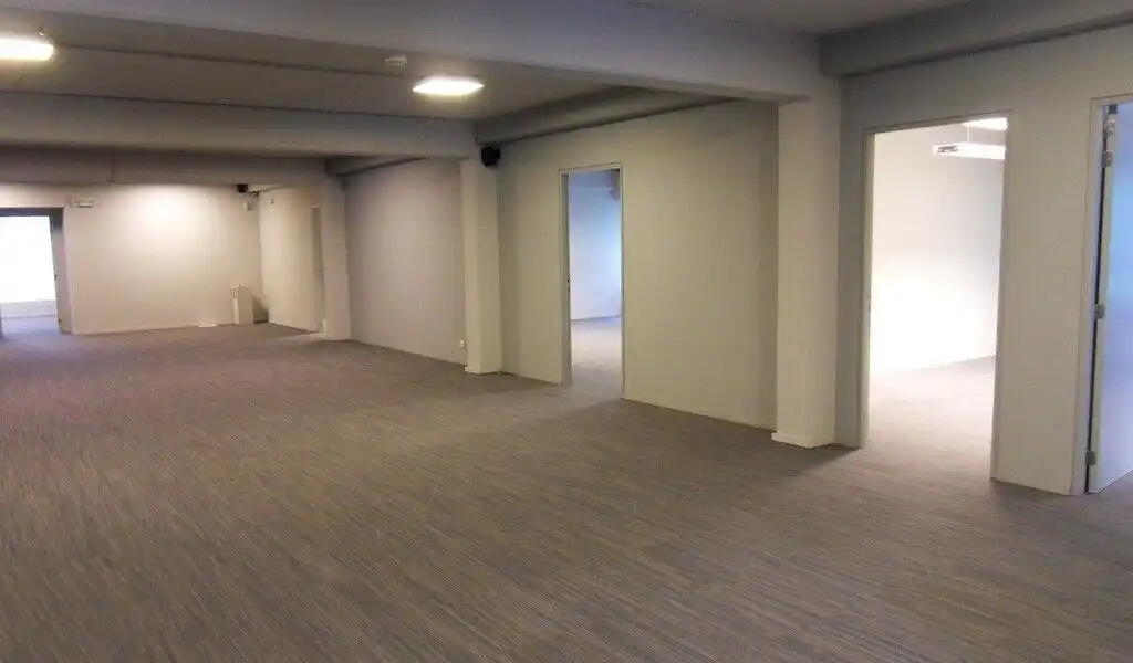 Instapklaar kantoor op wandelafstand van Sint-Pietersstation in Gent foto 6