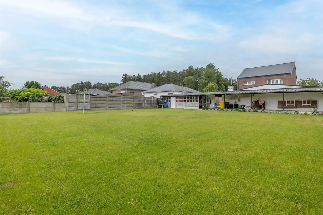 Ruimte, rust, degelijkheid, reeds grondig vernieuwd, label D foto 24