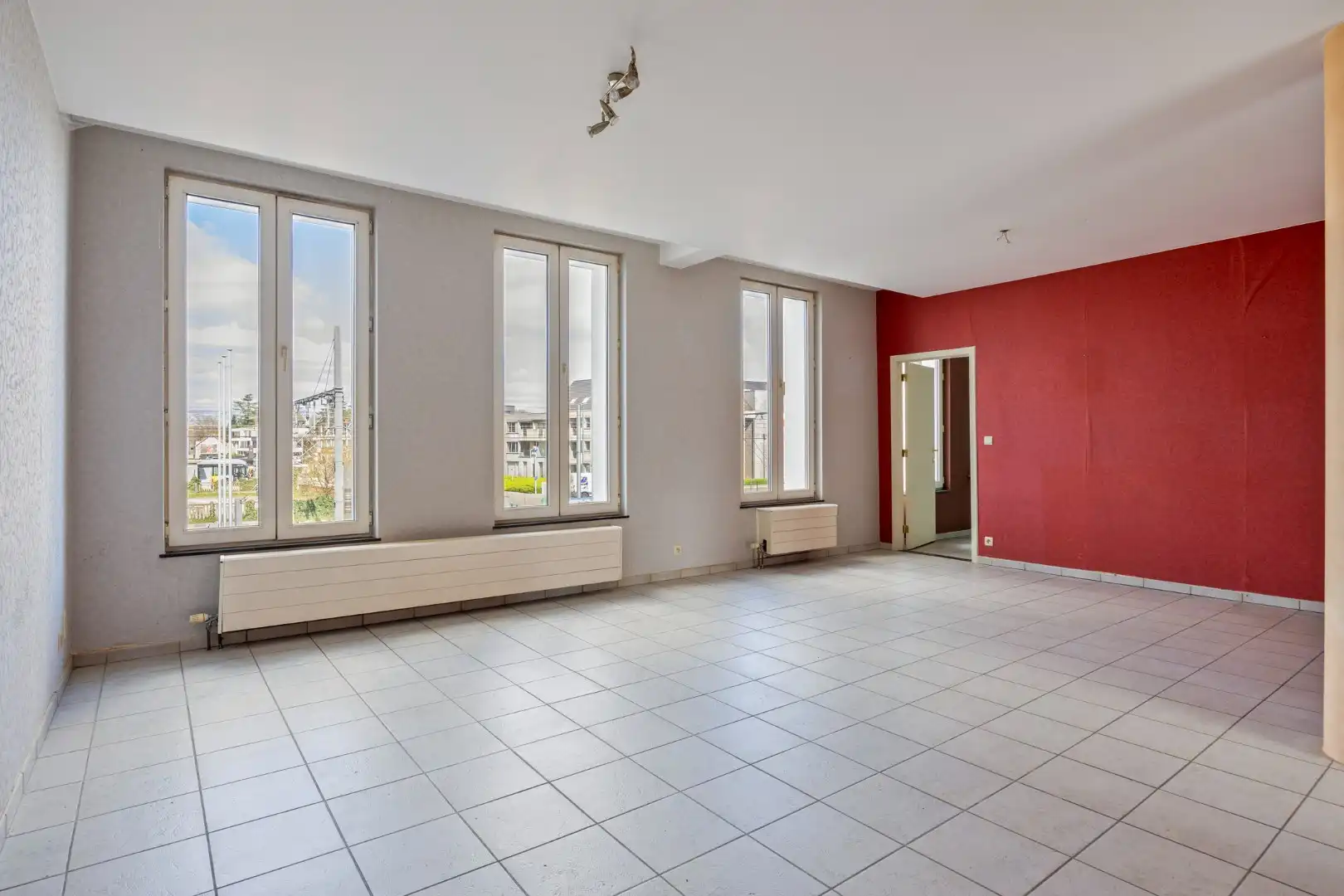 Appartement met 2 slaapkamers, garagebox en kelderberging in Mol-centrum ! foto 5