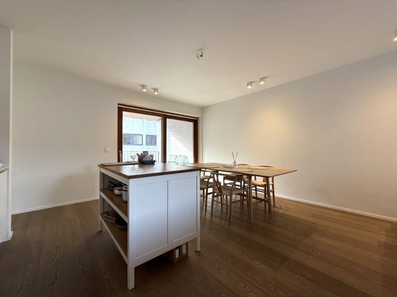 Stijlvol luxe-appartement met terras in hartje Gent – tussen de Reep en Sint-Annaplein foto 7