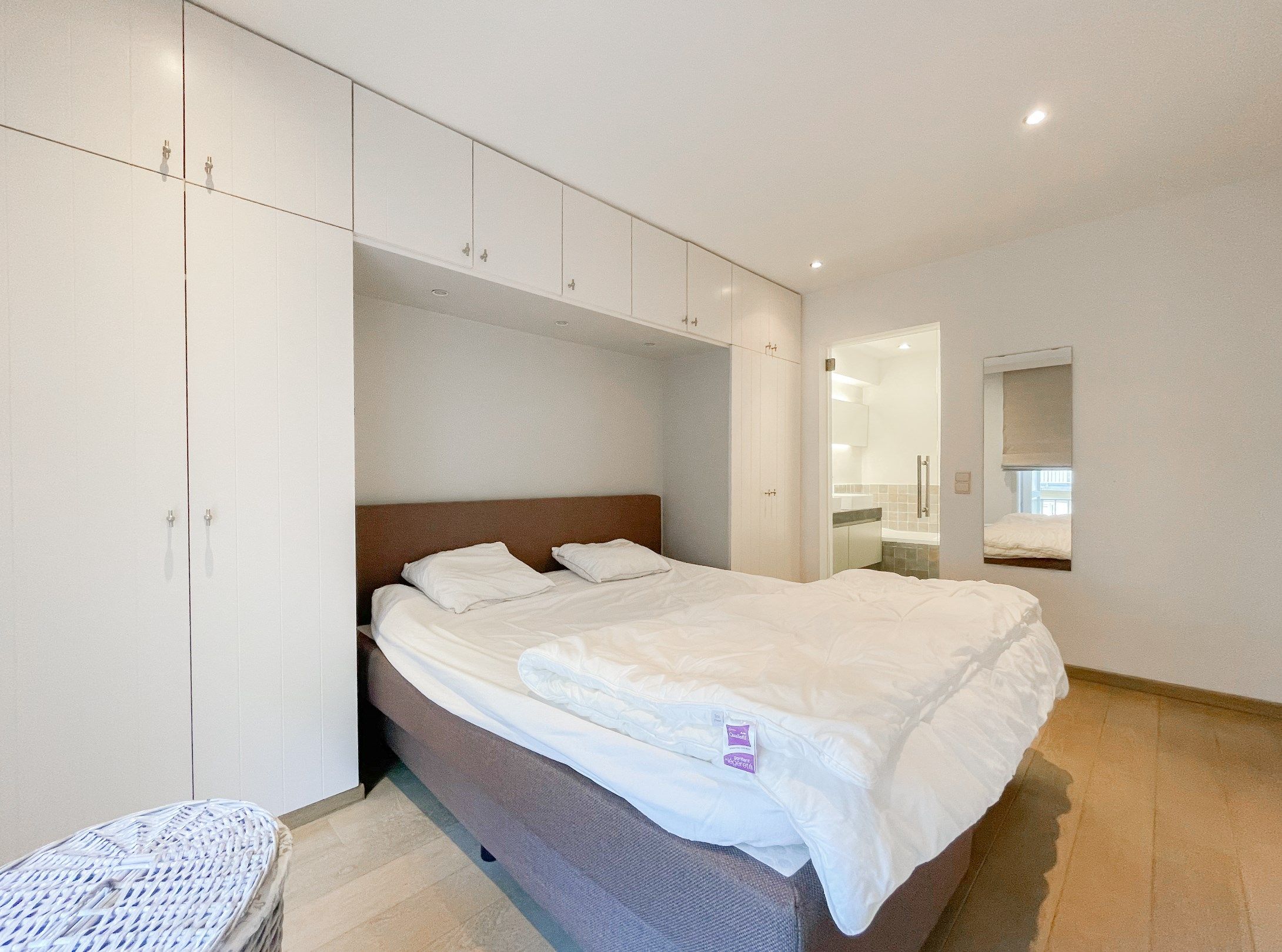Drie slaapkamer appartement met een open zicht gelegen nabij het Driehoeksplein.  foto 12