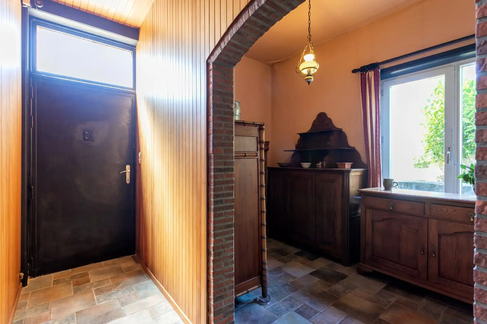 Charmante woning met karaktervolle binnenkoer te Beert foto 8
