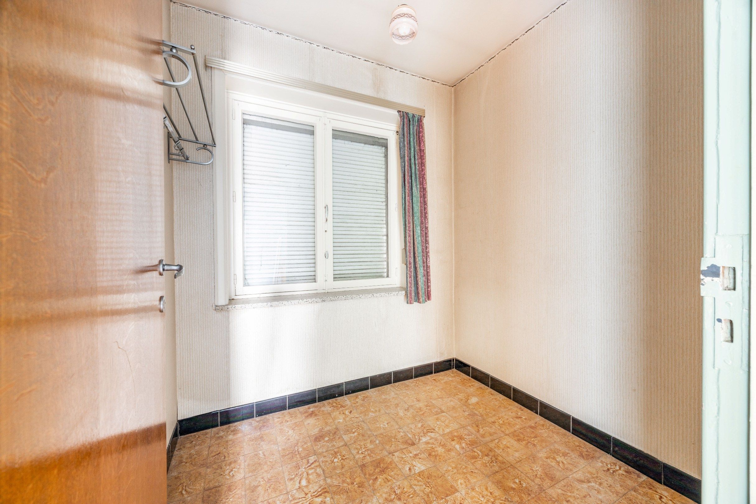 OP TE FRISSEN WONING MET TUIN foto 18