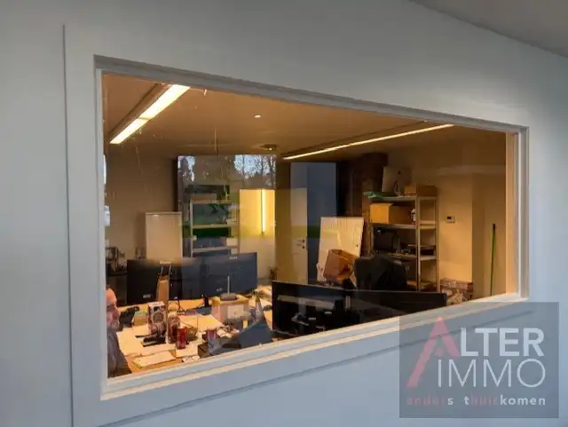 Kantoorruimte 60m² in bedrijfspand op top locatie! foto 2