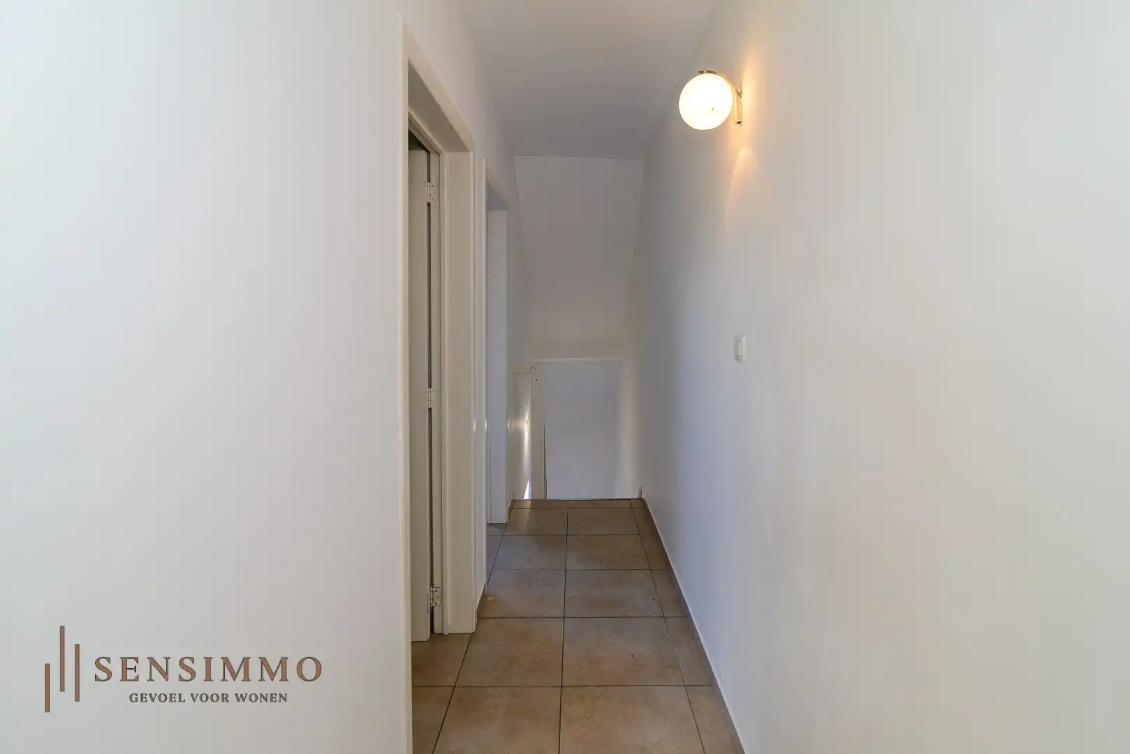 Ruim duplex met 2 slaapkamers, ruim terras en autostaanplaats  foto 11