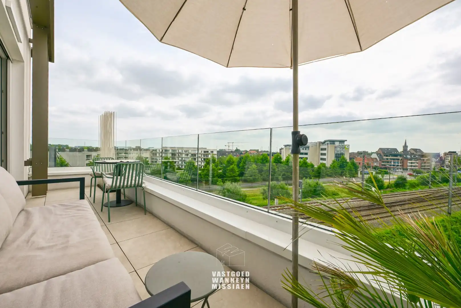 Luxueus appartement op de bovenste verdieping met panoramisch zicht over Roeselare foto 10