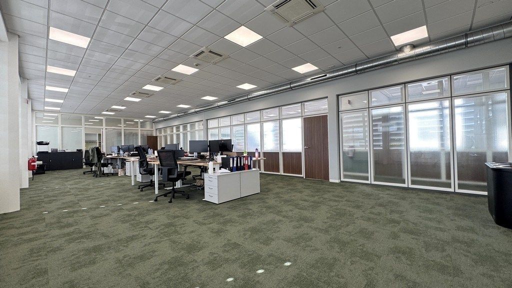 Mooi instapklaar kantoor te huur in Ceka Center Antwerpen foto 3