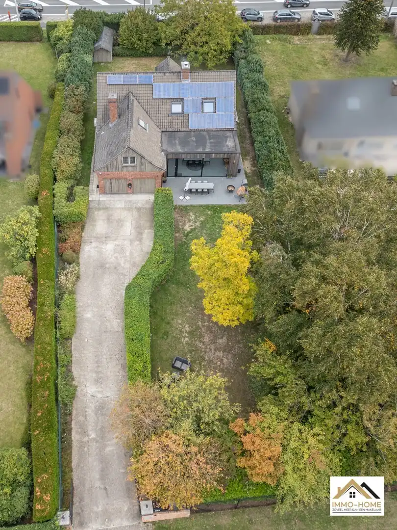 Gerenoveerde ruime gezinswoning met tuin en dubbele garage! foto 28