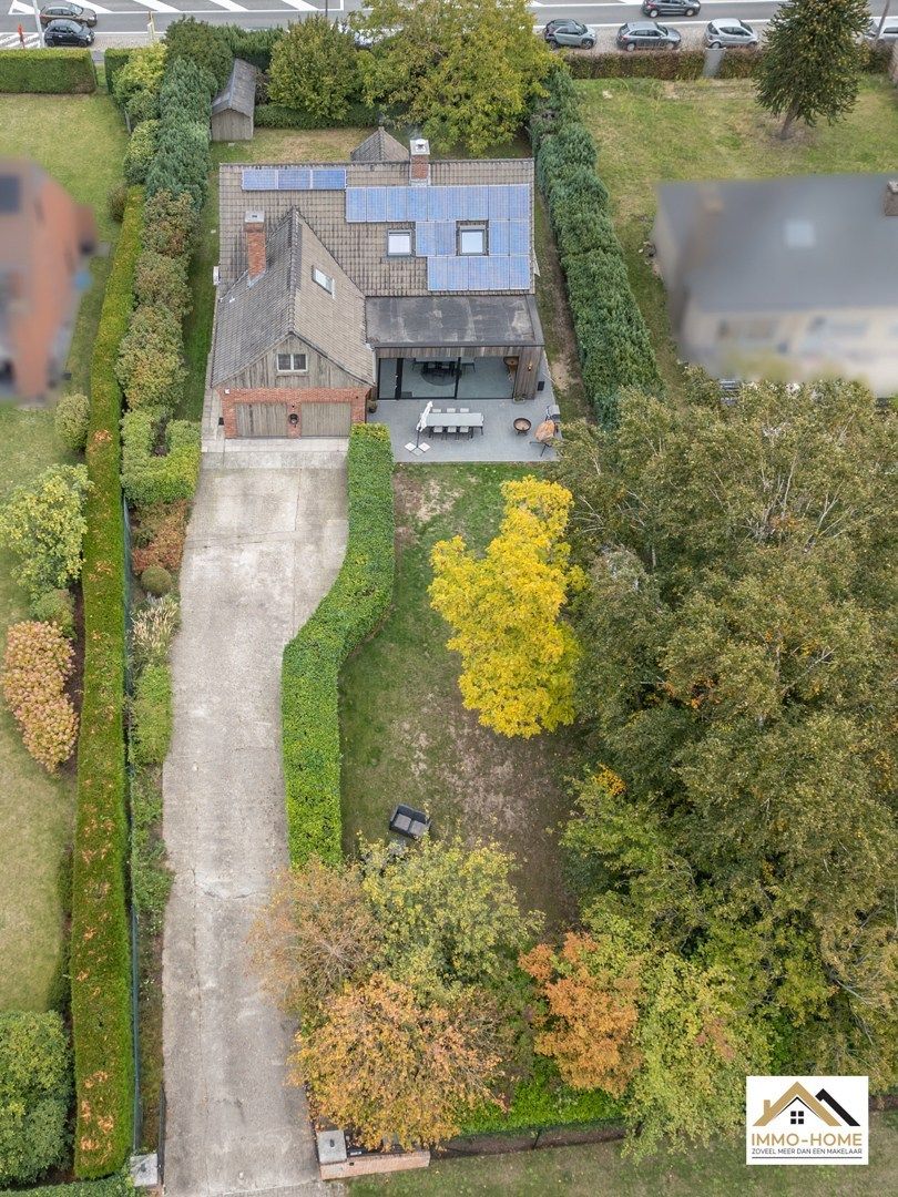 Gerenoveerde ruime gezinswoning met tuin en dubbele garage! foto 28