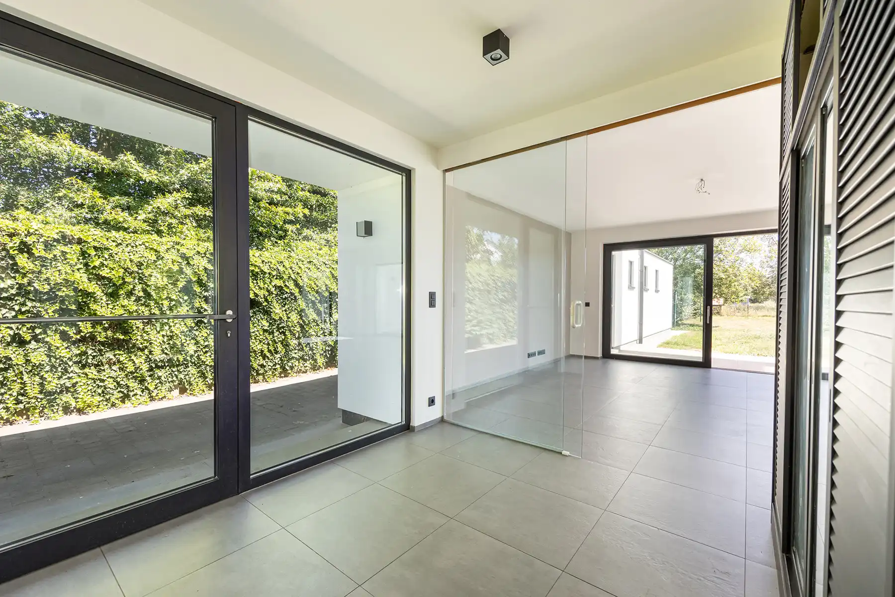 Instapklare bungalow op een perceel van ruim 40 are foto 7