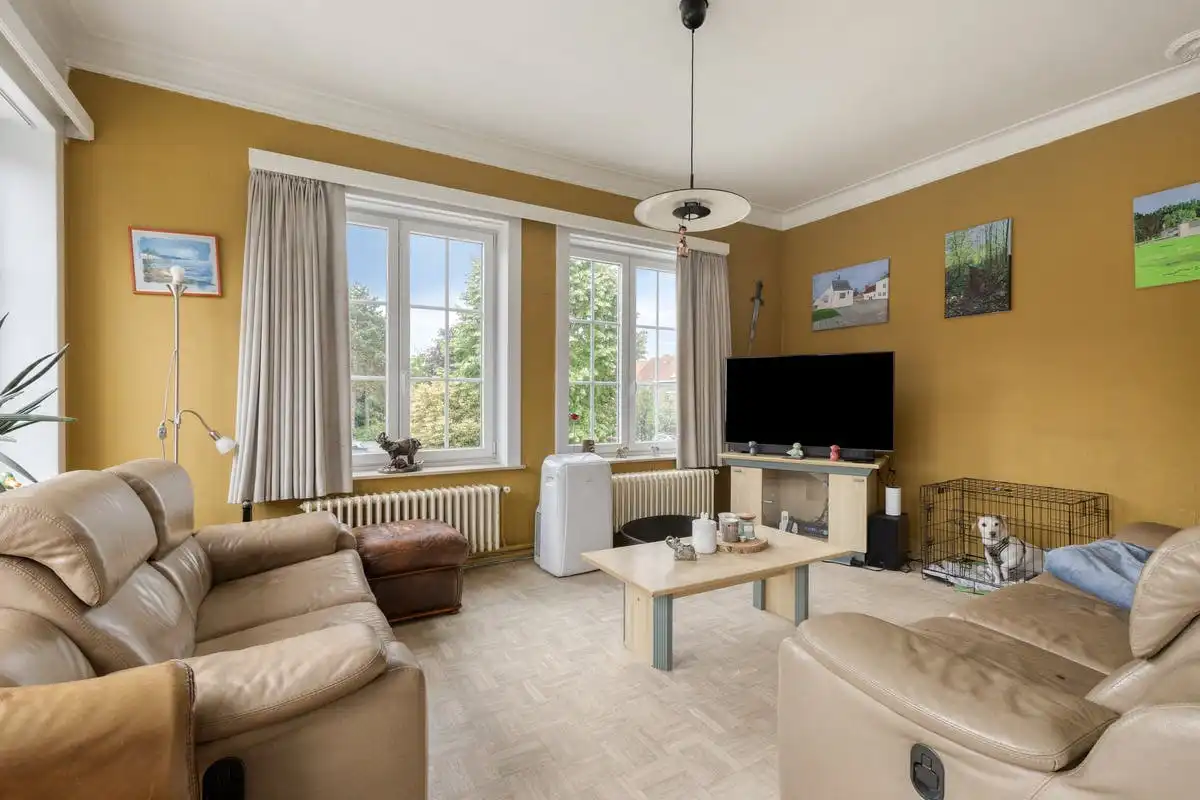 Woning met handelsruimte in de Sint-Elisabethwijk te Kortrijk foto 4
