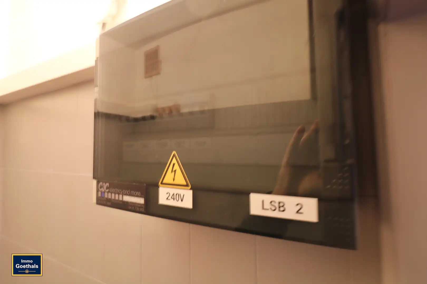 Centraal gelegen appartement met 2 kamers en 1 garage. foto 14