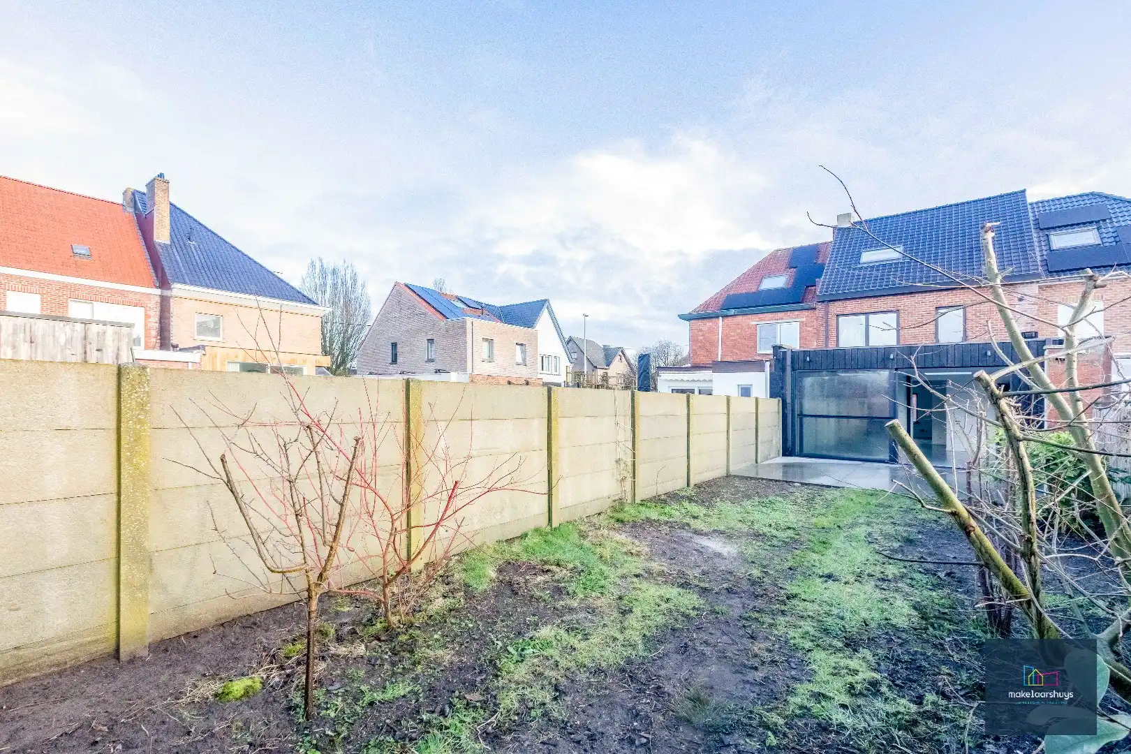 Instapklare eigendom met tuin te Mariakerke foto 23